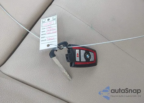 2016 BMW 328I из США, поврежденный, VIN WBA8E9C55GK646341